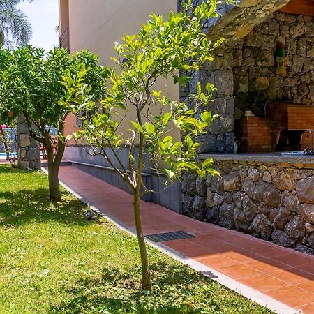 Villa Magdalena Aci SantʼAntonio Dış mekan fotoğraf