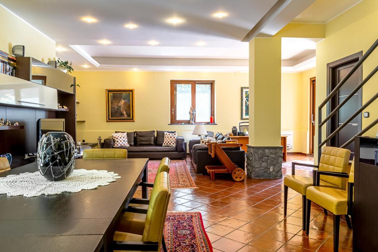 Villa Magdalena Aci SantʼAntonio Dış mekan fotoğraf