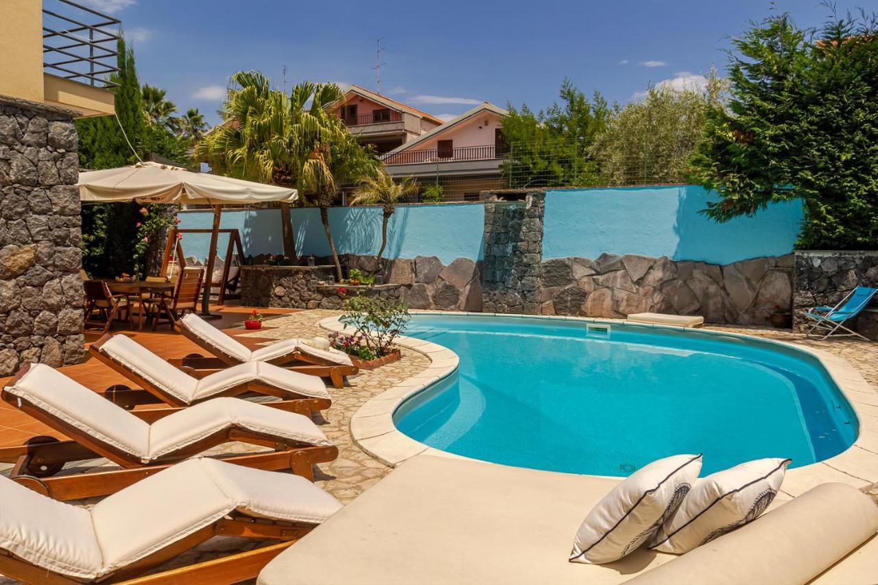 Villa Magdalena Aci SantʼAntonio Dış mekan fotoğraf