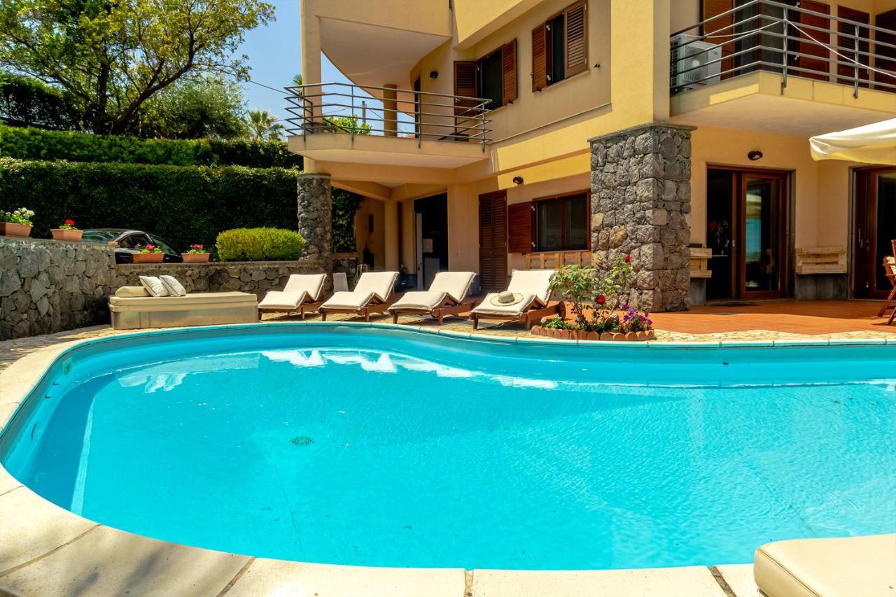Villa Magdalena Aci SantʼAntonio Dış mekan fotoğraf