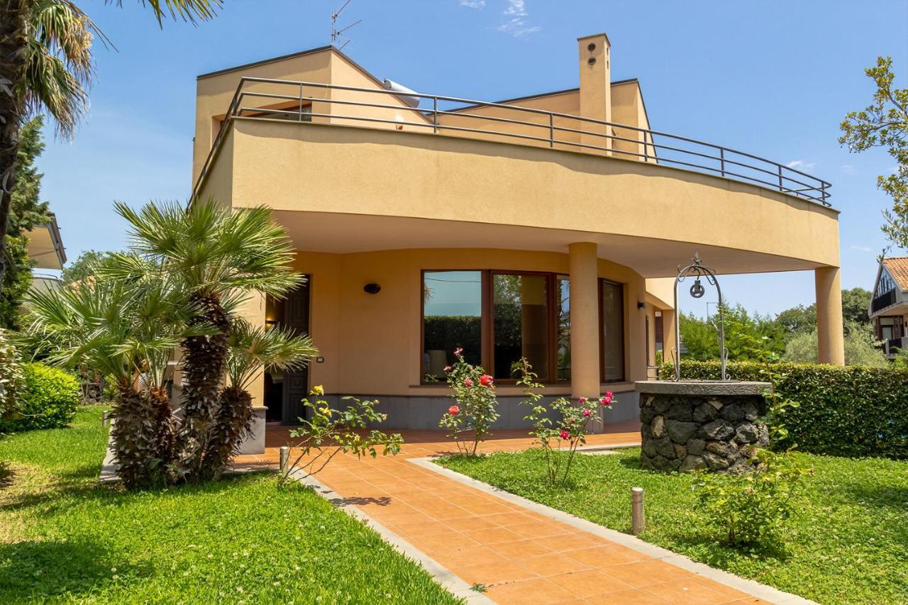 Villa Magdalena Aci SantʼAntonio Dış mekan fotoğraf